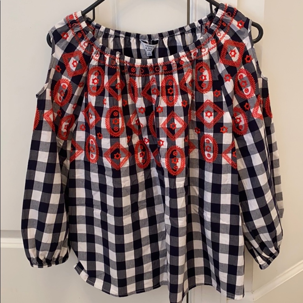 EUC Crown & Ivy Smocked Cold Shoulder Top, PLarge